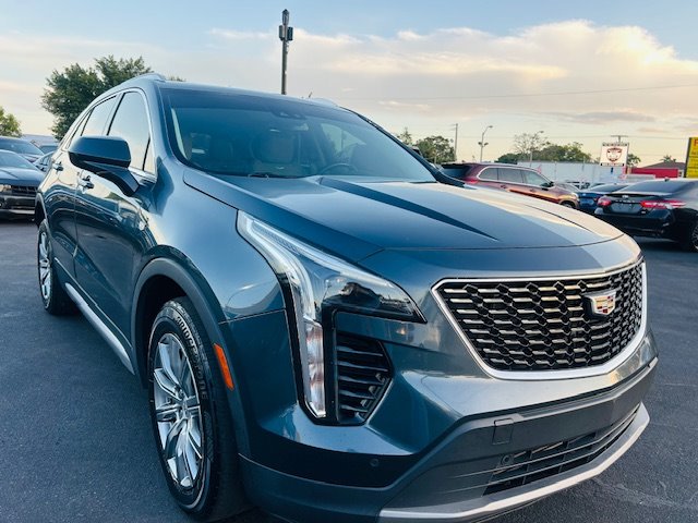 2020 Cadillac XT4 Premium Luxury